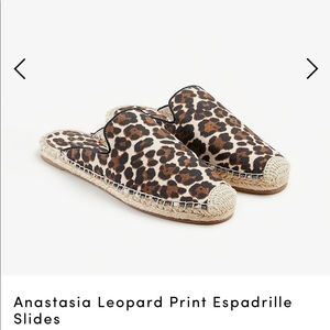 Ann Taylor Anastasia Leopard Print Slides